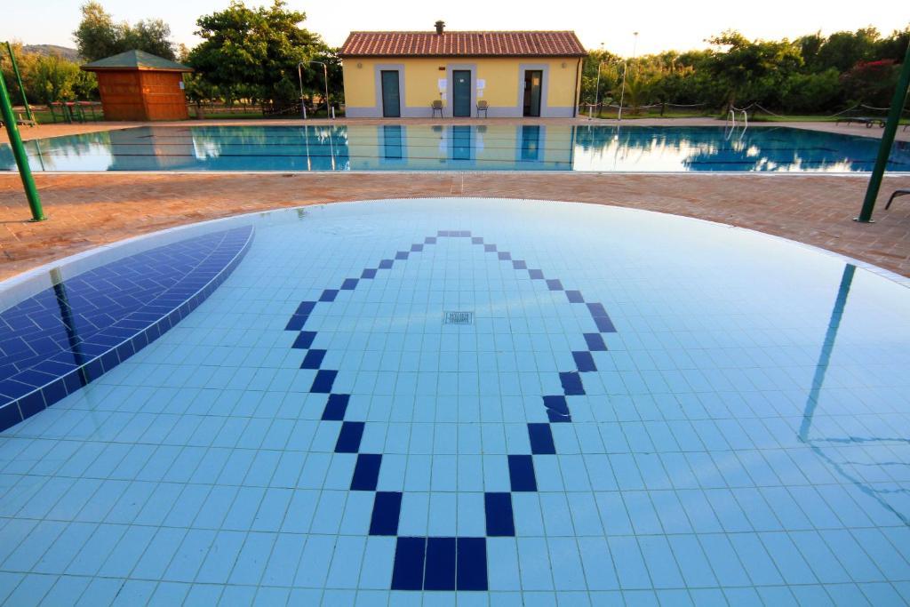 Campastrello Sport Hotel Residence Castagneto Carducci Exterior photo